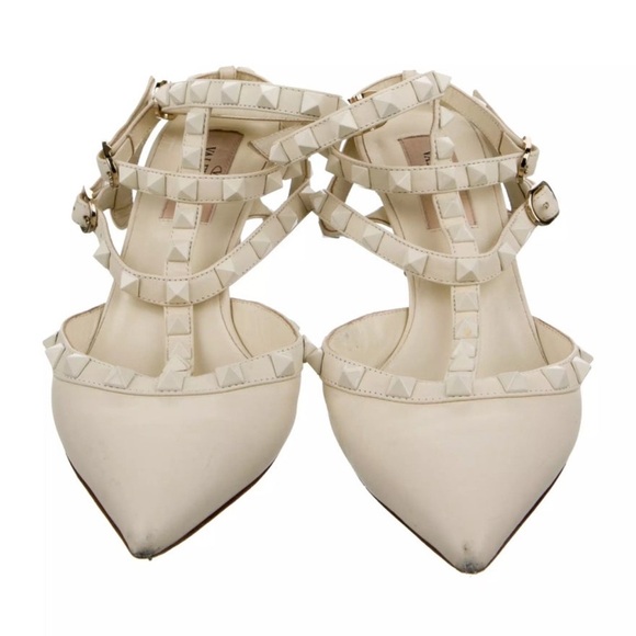 Valentino Leather T-Strap Pumps Studded Accents Sz 6 heel closed toe cream/white - Picture 5 of 5
